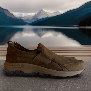 Easy Spirit Casual Minimalist Trippe Suede Women's Slip On Sneaker Cognac Sz 8